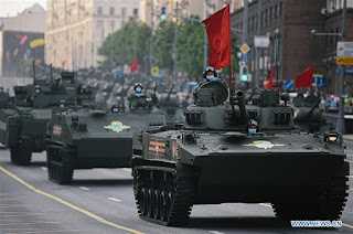 parade tank militer rusia